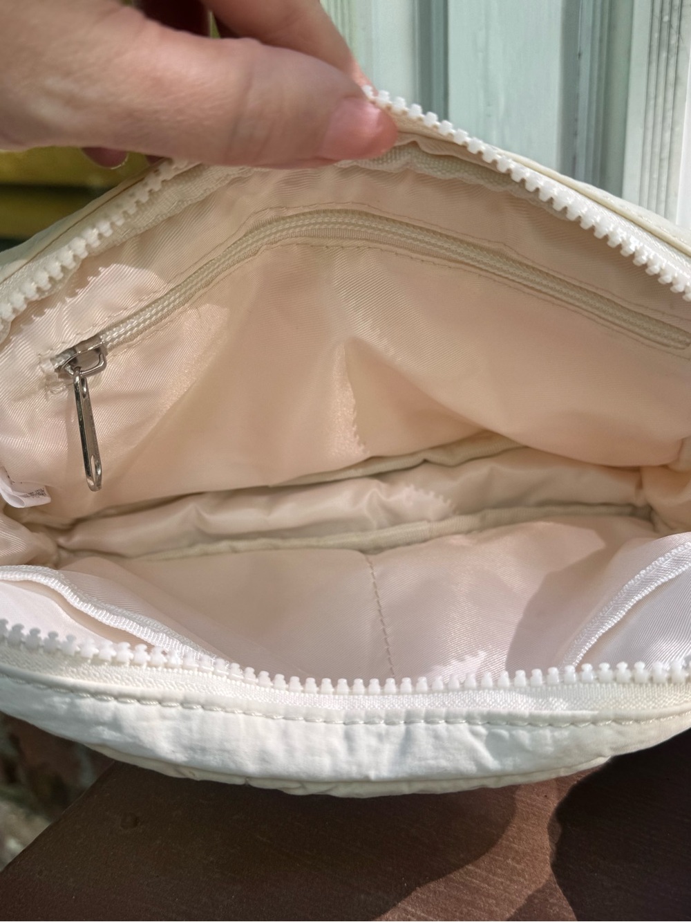 Telena Quilted Cream Crossbody w/ Pattern Strap — EUC - Picture 11 of 14